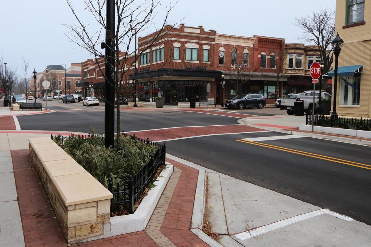 Enhancing a Downtown through Creativity and Collaboration: Naperville Downtown Streetscape Improvement