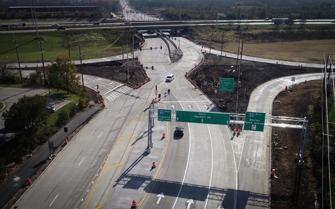 An Award Winner and a First for Illinois — The Houbolt Road at I-80 DDI